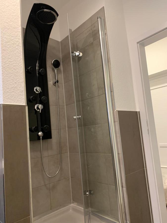 40 Qm Appartment Parkplatz, Balkon,Netflix, Prime Chemnitz  Exteriér fotografie
